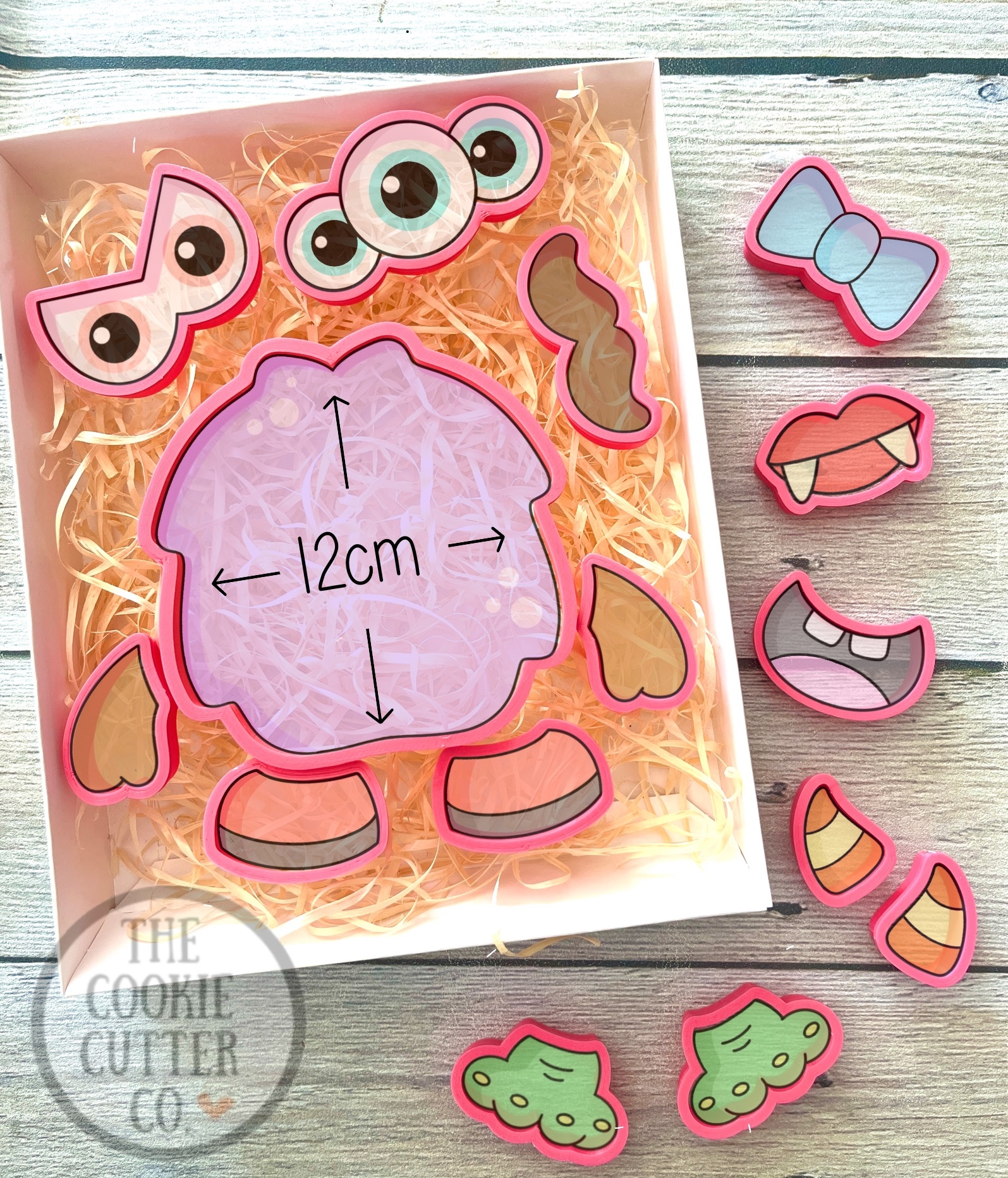 15 Piece Fuzzy Monster Multi-cutter Set - Image 2